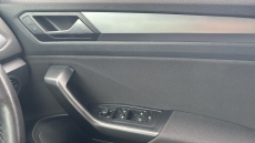 Volkswagen T-Roc 1.5 TSI Life 5dr Petrol Hatchback